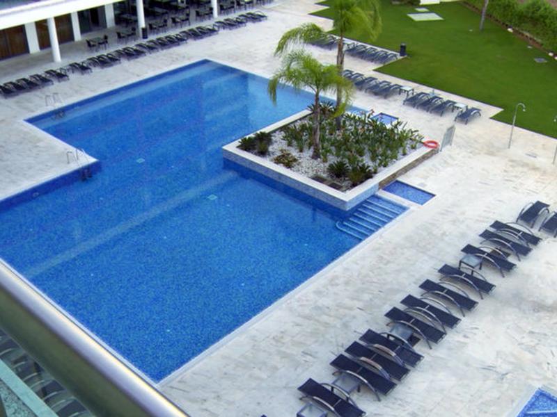 701611137F229ED91CD1E5F38828B2B2