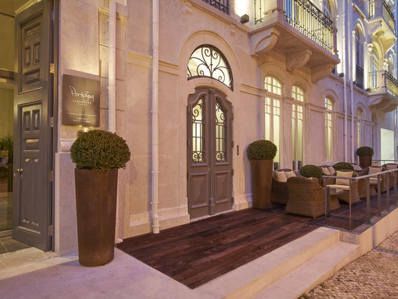 E7BFB869BDA7588D91E0A5F80B48BF51