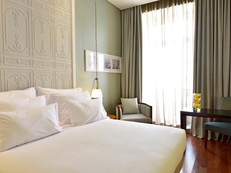 1897BE162B07035E01A5785057C2A7B3