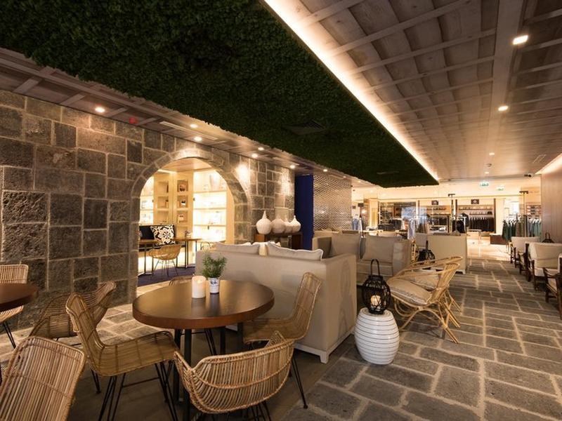 130C0B0B6C867463F93AD78EA3826431