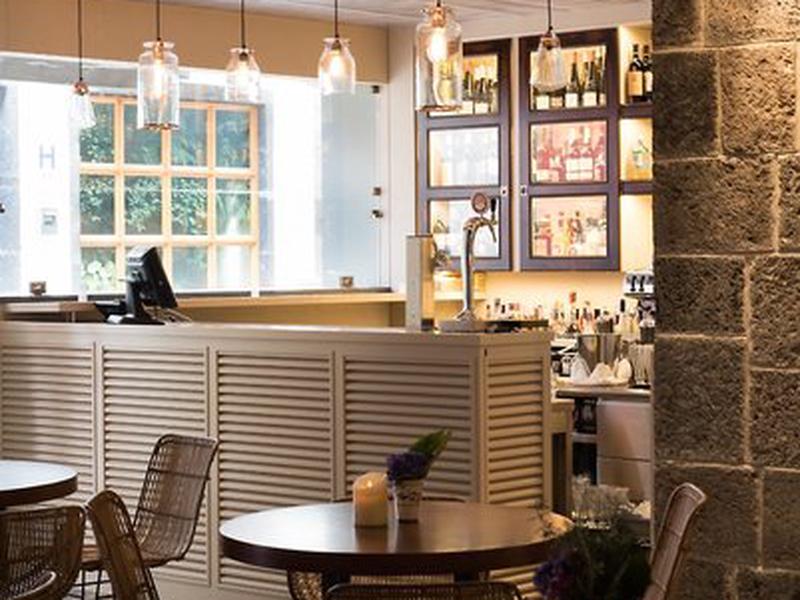 75A2E1CA5B9A9D4D612A444272DAE01E