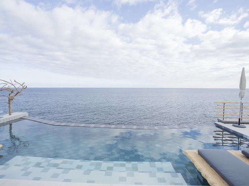 21A0715C927C3DD595438A387885B6F0