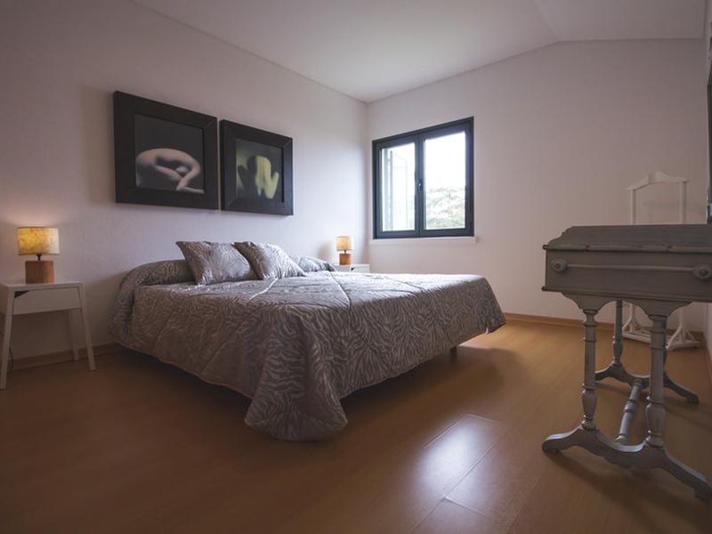 EC8D76A90B3440739D6E9BC1D9CF097A