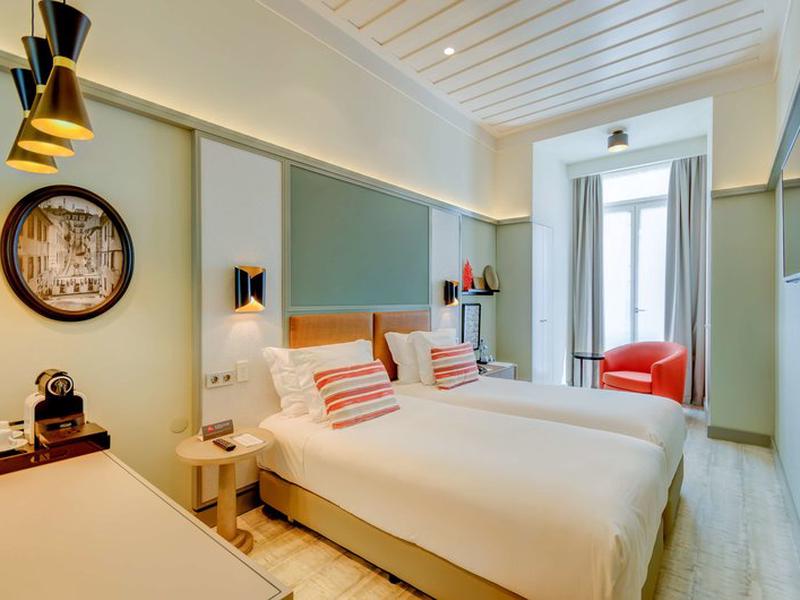 8C7962FC70ACF5E8783A330A79A07A9E