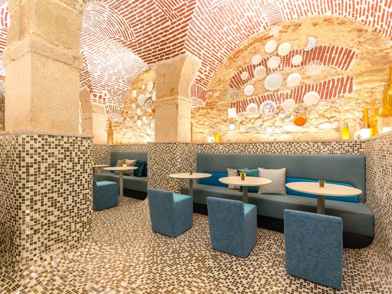 25F690D240C453AF11D8F49EA10505CC