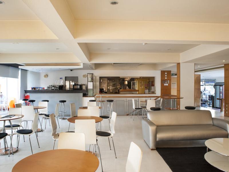 9C4EE099B9F1052ED715F52176F617A0