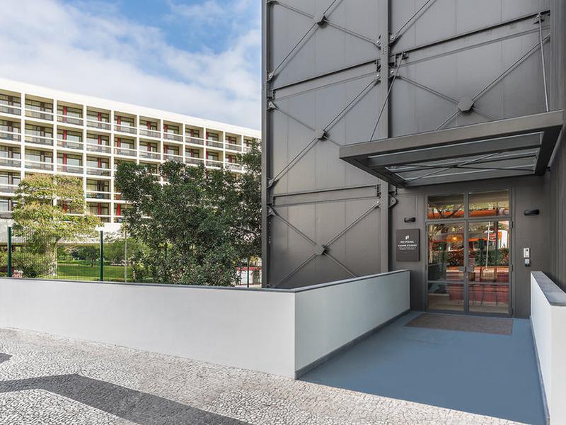 CA57048E55D46032B58467B32344C902