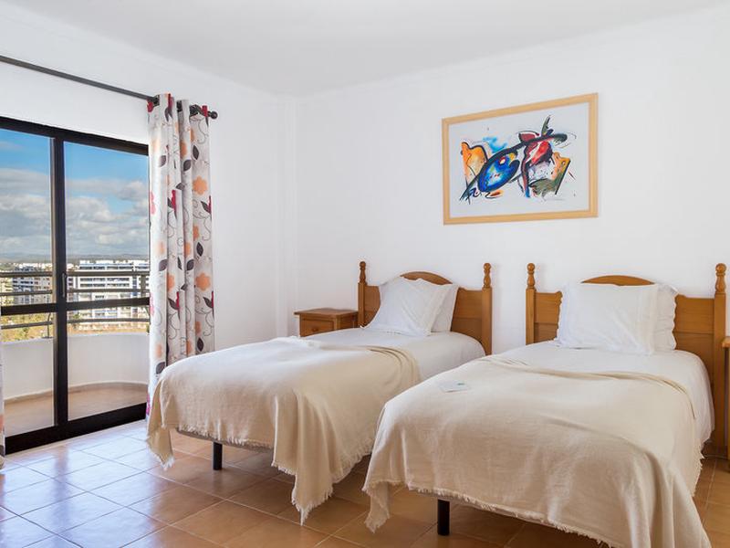 DFB74D86312B1F4C1150A201D295F5C1