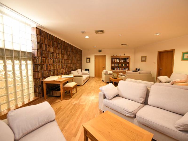 88BF2CB5EE0B61C0949218FE54D99C9F