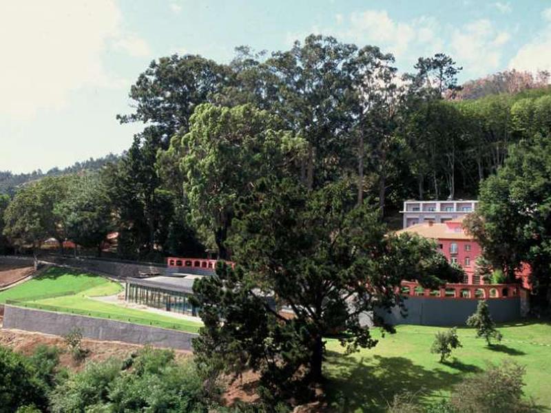 AF3E2D2F83E6551BC13106F43AE35B84