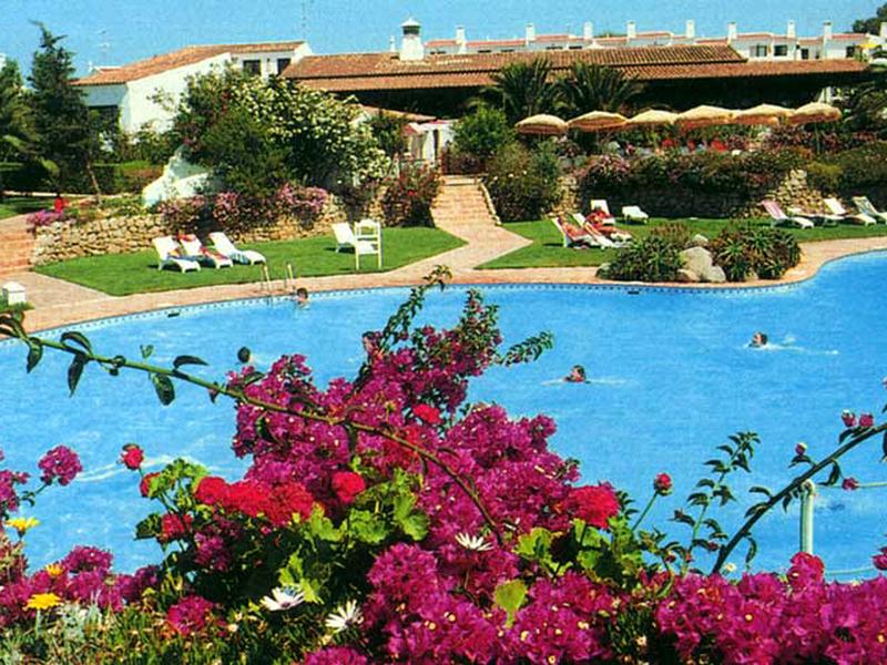 E5C641A0E08976051CD17BEB1D30EF31