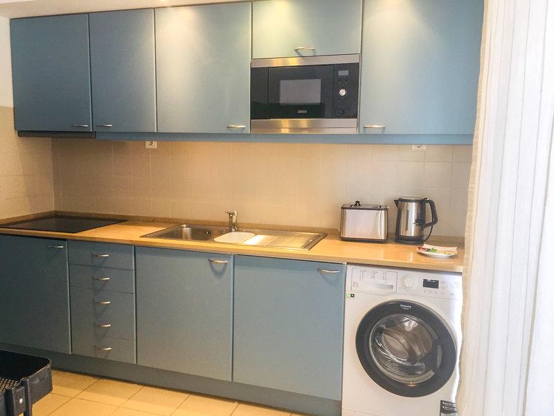 F8C27B0984D398025521D62257F91C33