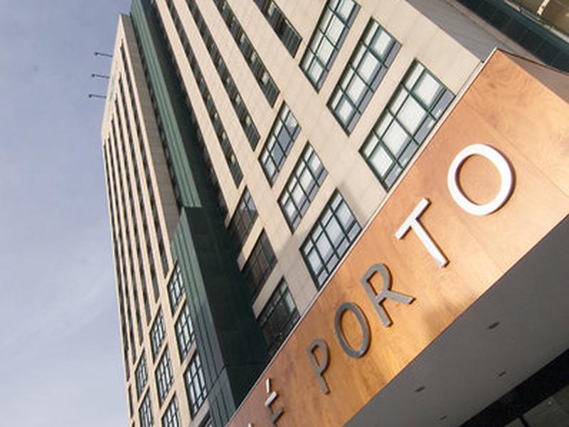 D734B33A36DAE8F47B0E4D5546000092