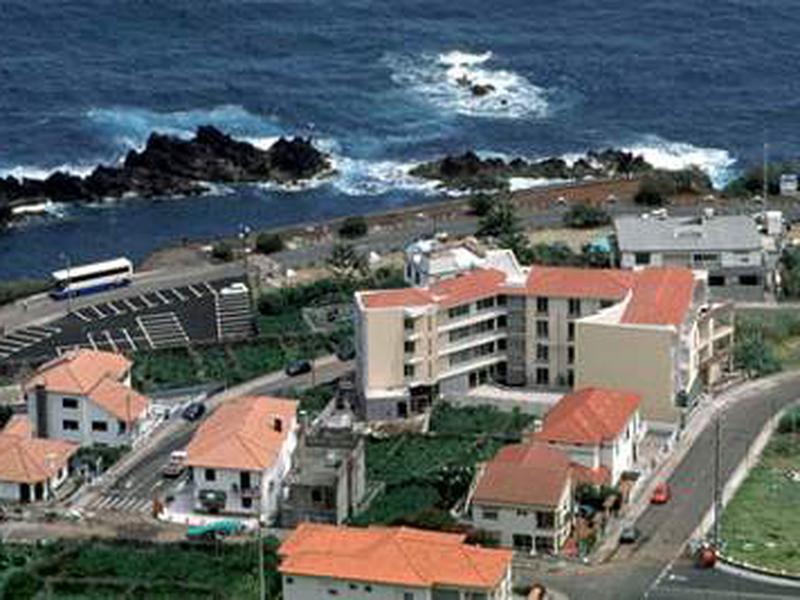 C635E1C319B2BB119F9487AF7C7CCAA5