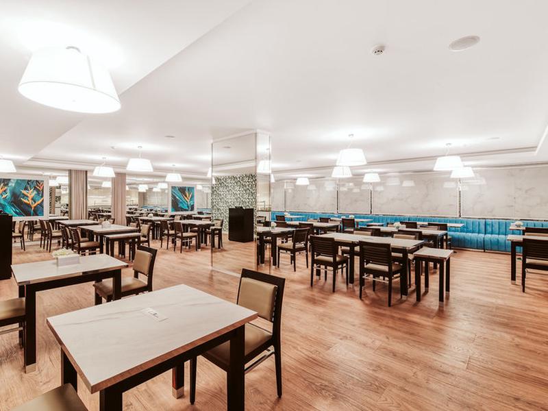 6447B2329C6723AF7B22D8880E959CA4