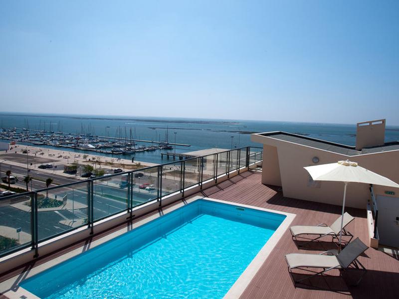 42E5B38CA9F7F6A8EA1A6062D467091E