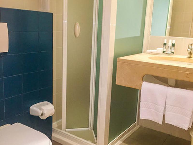 548E8FA9E4D3AAA6A9AB05C58445348B