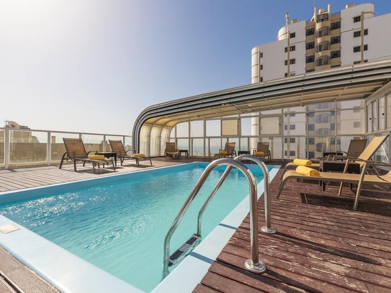 A3D57FC2AC50CDC8A36A3F6861E22201