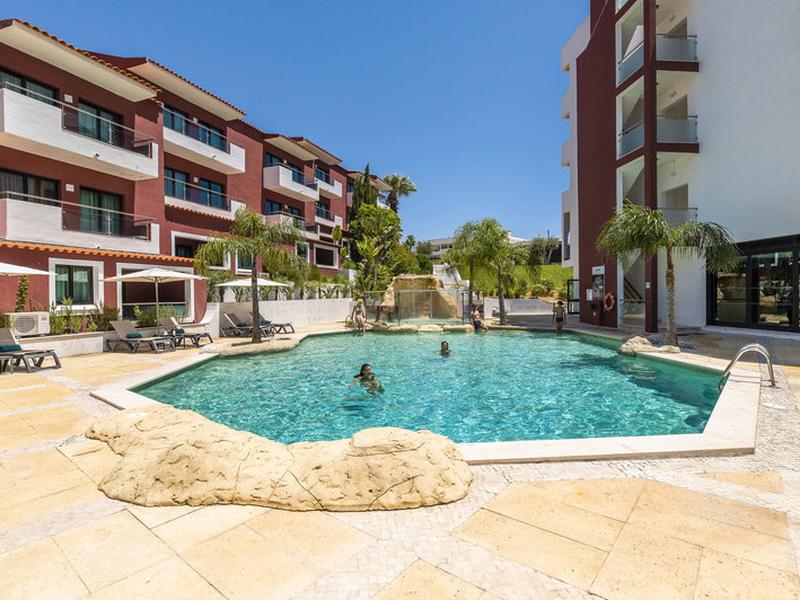 EF99369D914C0E9E2CC5BFA8A91B9B9A