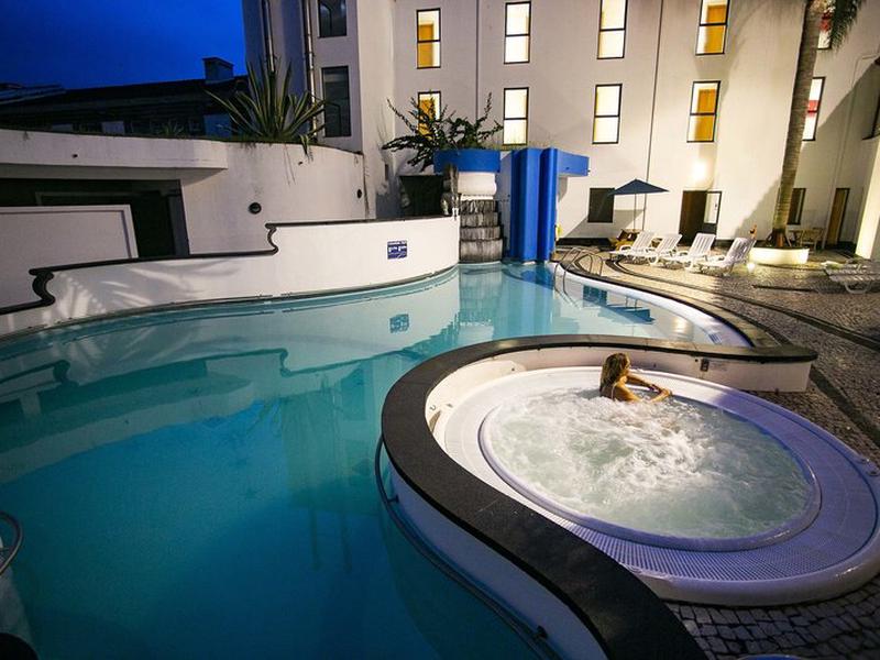 7DB6D942F43B7ECD56018C85BBF576E8