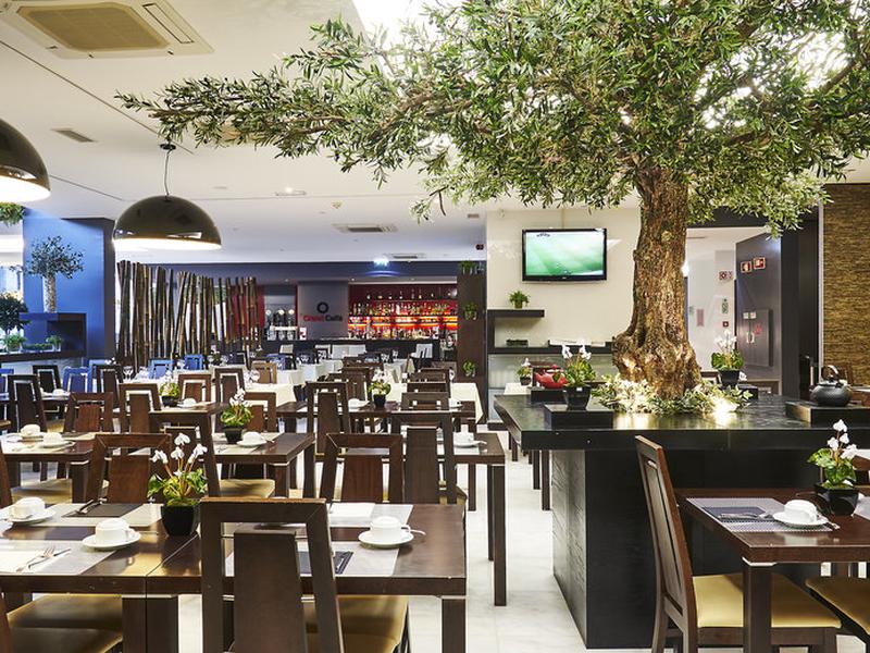 2583BA2EE8817950319D44343610DF7B