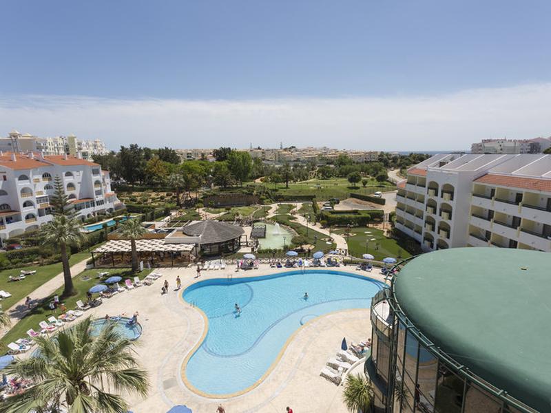 15BB6F895F4D62A8654072956D4B97ED