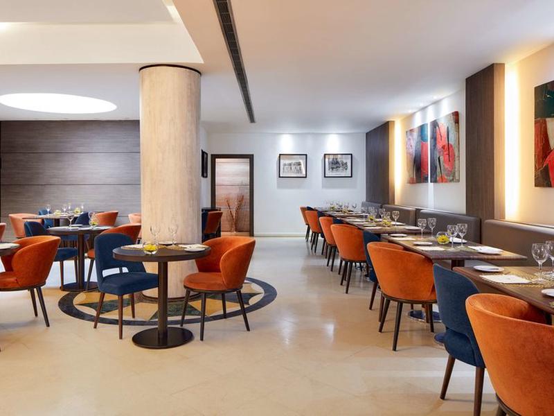 104155748B639AC770A663D02F46BC87