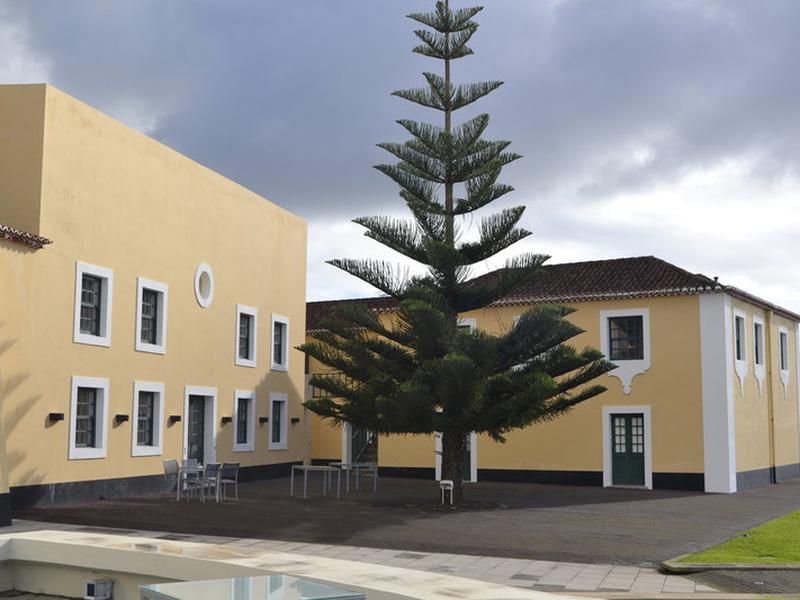 C6DF54EC71D543DB8B21268E7E409AF1