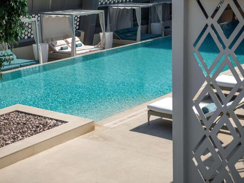 CE594DF58E7502E5323CEF306DE27D0E