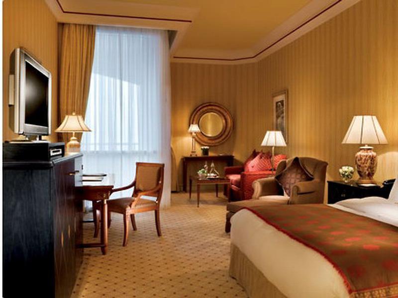 008DA2110573358C3B37AA882509CEB3