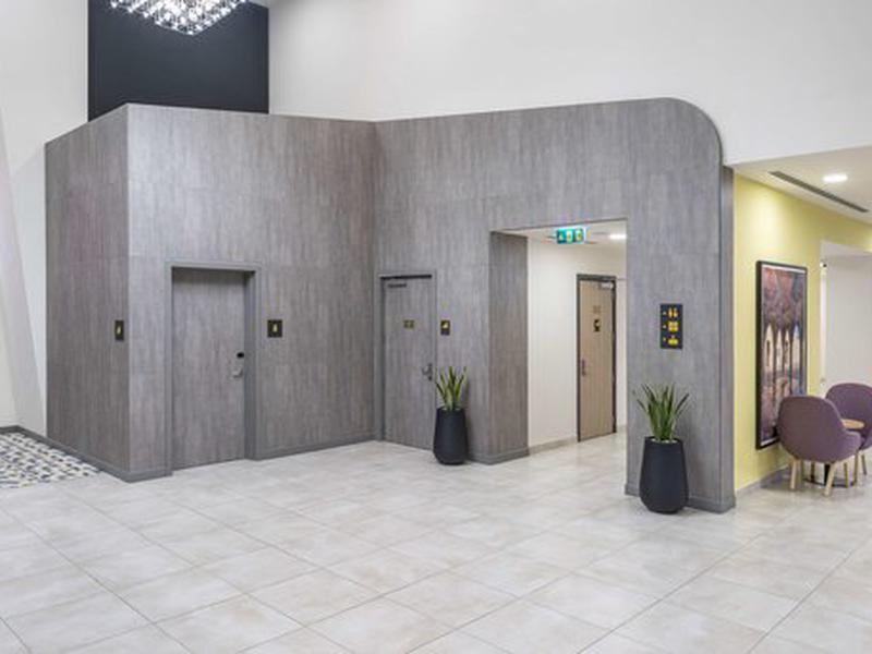 C12B6F3F6B73A268CC4608873243A872