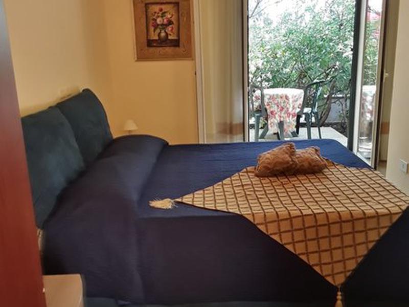 A94D9DD961E7D2F068183B92581C2107