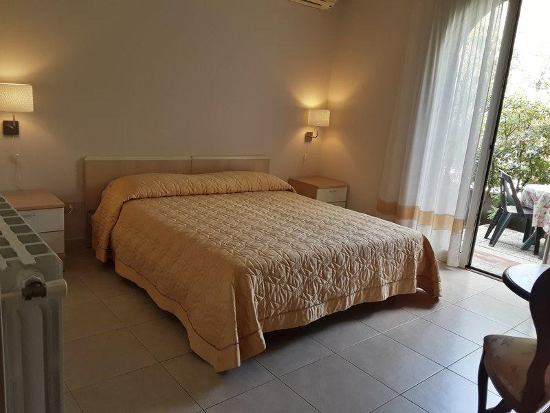 0C4F0FE7ADBCCEED6C57CDC233E79D6B