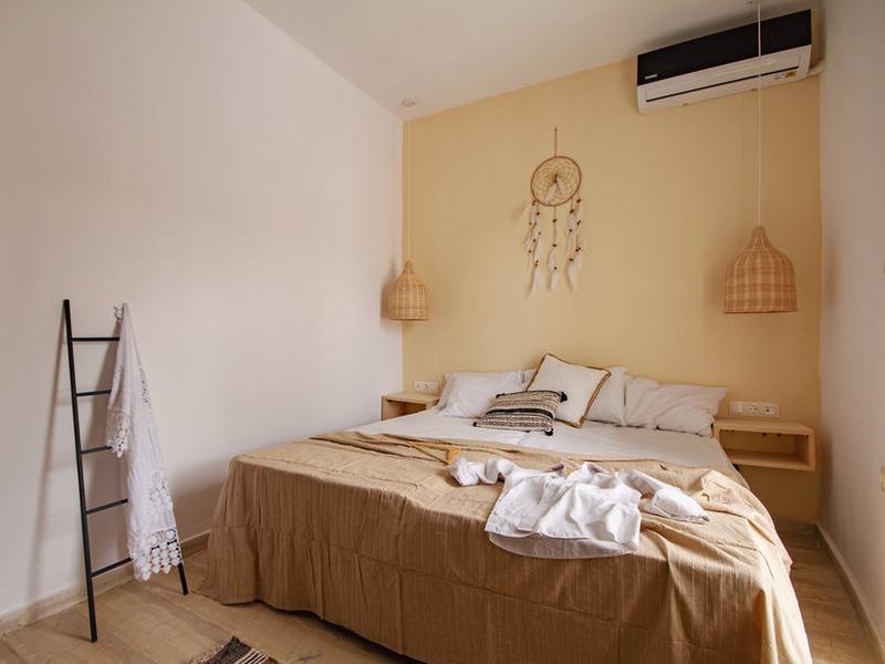 AD3B0755462C80DD768C327BD4424649