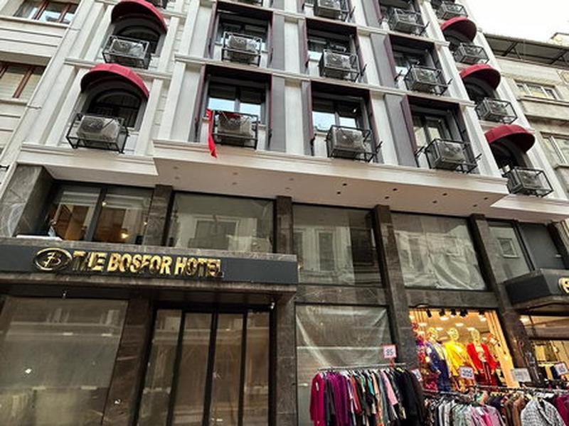 2E9BFDA49E89019F6163CAD1805B0BB6