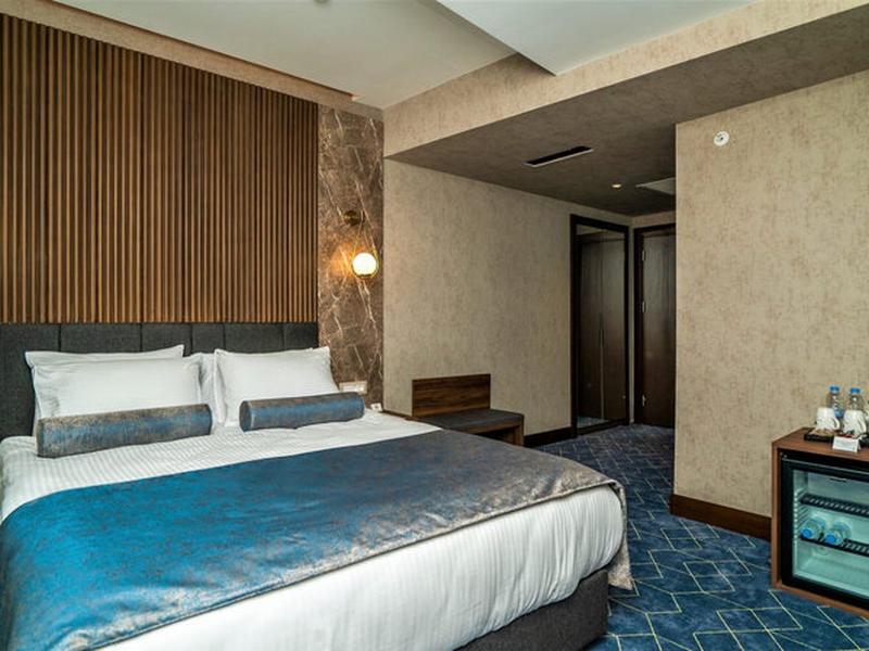 649133FBC9546C465C1BC4E758D6682A