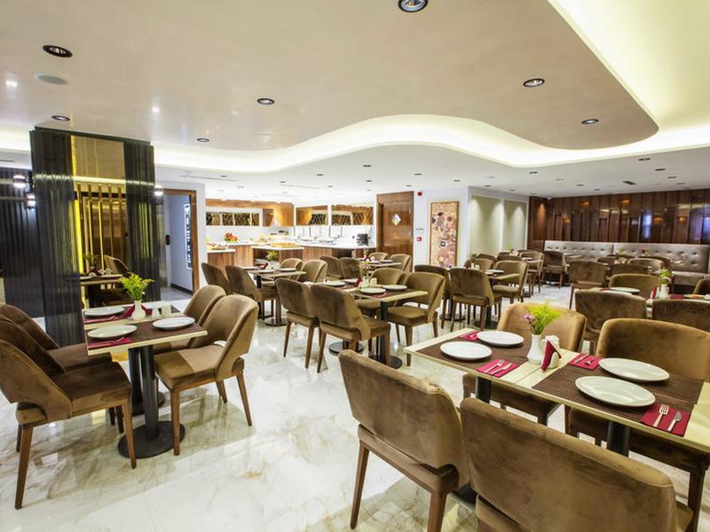 0395026975AFE47FD03BAF11245C07FA