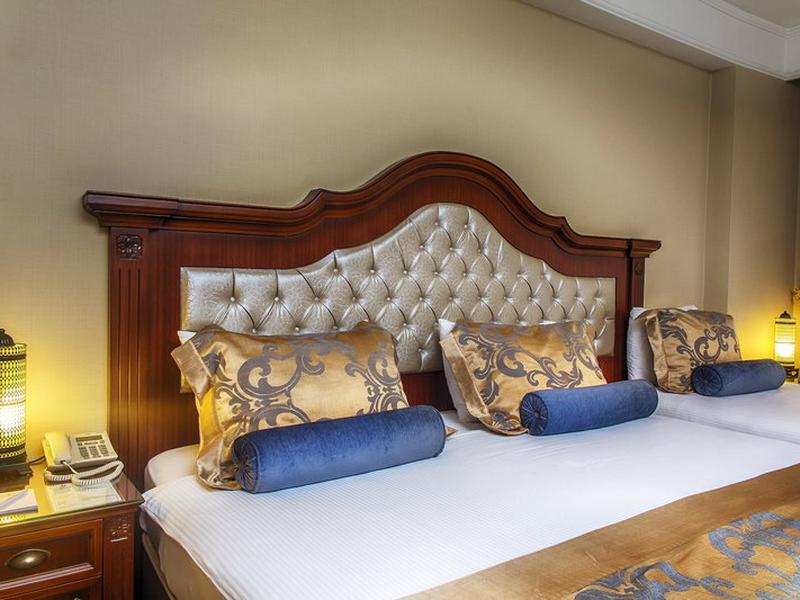 39EB34B72E02ED4DBA6F7518AE002210