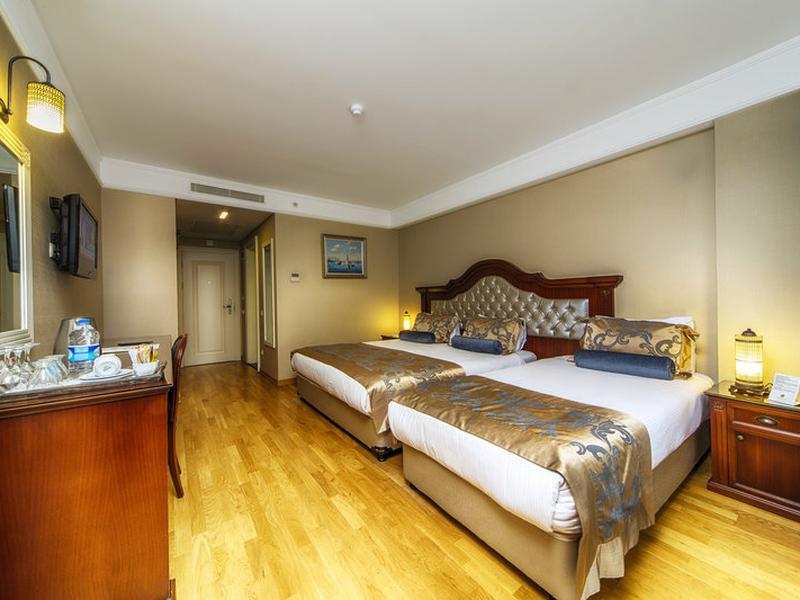 CE88AF3C4F06D2A2D887F27B0BE57F6B