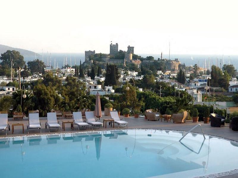 4BA05D0352A18E18C31A6D4AC26798F4