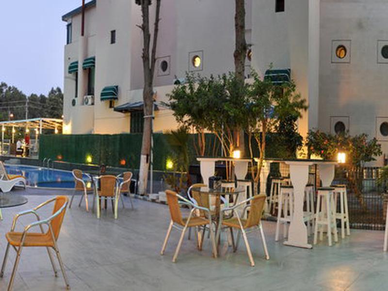 00947623C1DC8A75F36941135C273268