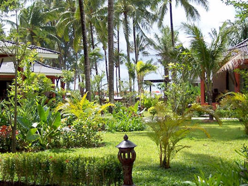 94166B105F70F04590DD976B92EAC98E