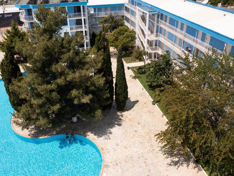 EEE80300B5D3E3948D4CDD16F210ADAD