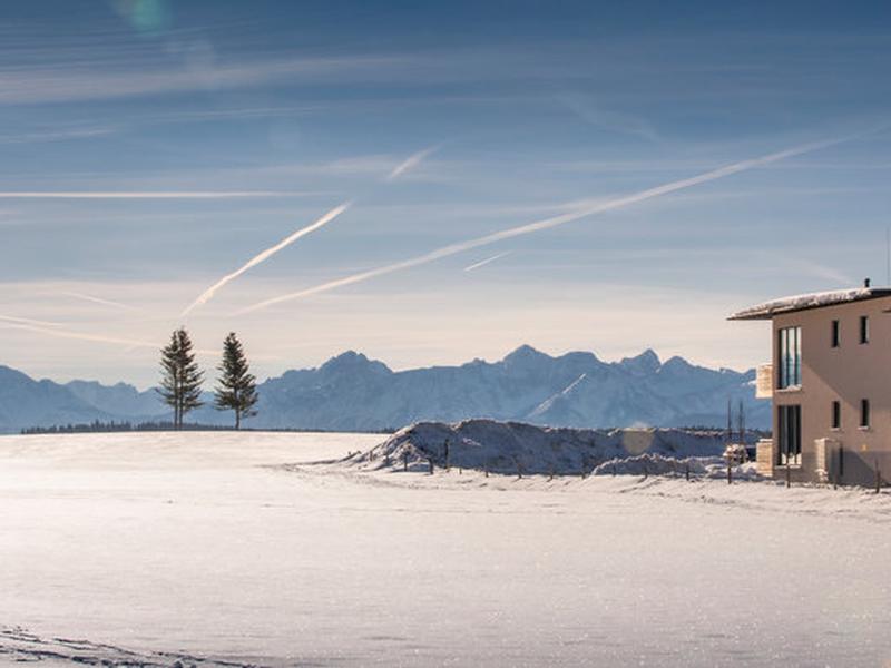 A4F84567A3F435DE983D752816DD1AC8