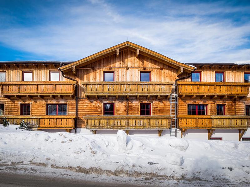 3FA02C4E6AA1F334CFE4B34145209A98