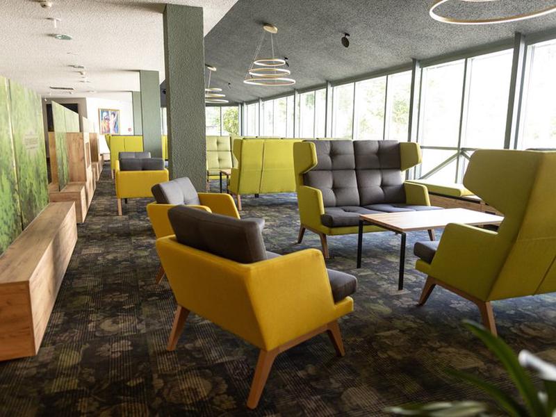 EFC3E242F578E5E1BD3CB1953570CD07