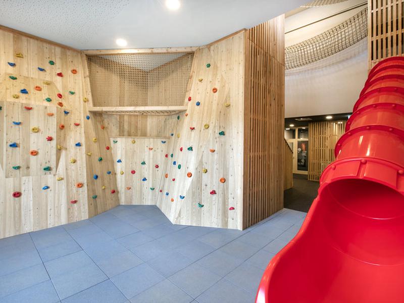 E8AD2B5DD1A004D4CCE2D69CF195CB4B