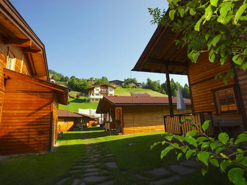 909AAB86F8B4C5E2AC793F281DCC2D77