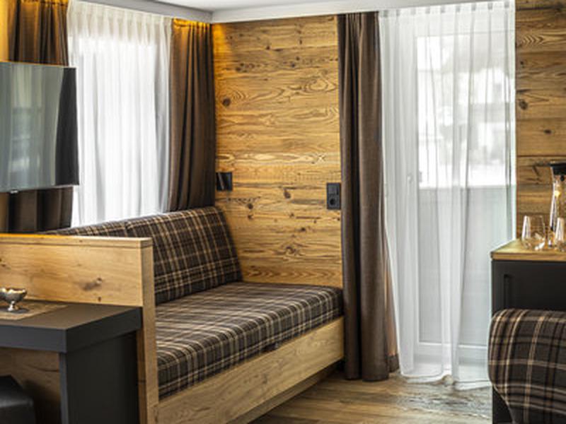 1FB8B12931EE7CF0A24ACB1C9FB0426D