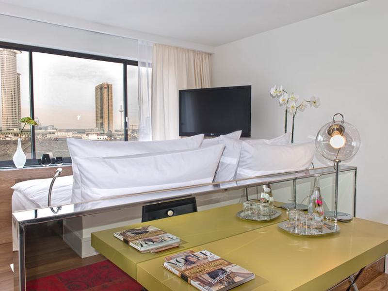 5684571442D4E4D98AF468736EF6C74A